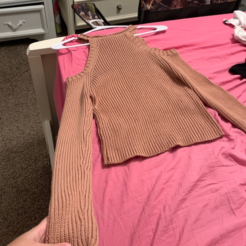 Light pink Forever 21 size S cold shoulder thick sweater.